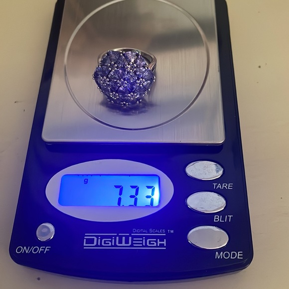 5.10ctw Tanzanite & Rhodium Over Sterling Silver Flower Ring. Spectacular color! - Picture 4 of 6
